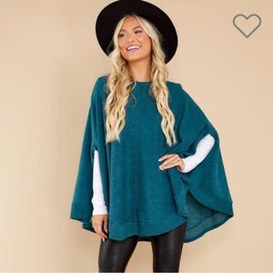 Red Dress Boutique Story Make Your Mark Poncho Soft Fleece Jade Green M